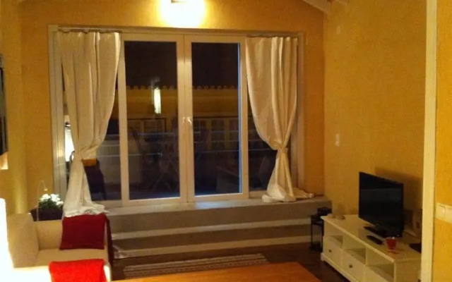 Sunny Flat with a Wonderful Terrace