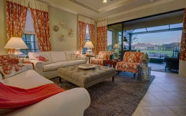 Esplanade by Siesta Key