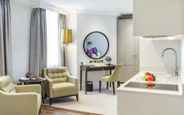 St. James' Court, A Taj Hotel, London