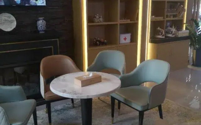 Taizhou GTALLIN Light Luxury Hotel (Jiaojiang Shifu Avenue)