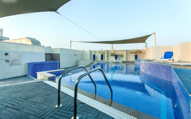 Elegant Apt In Al Barsha South
