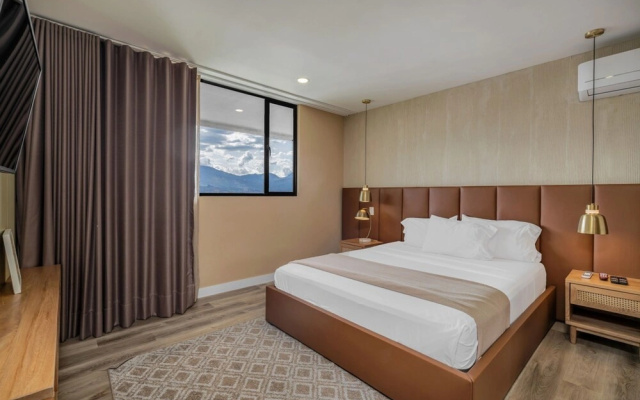 Go Living Suites - 801