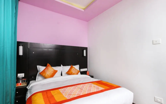 OYO 13838 Ramana Holiday Inn