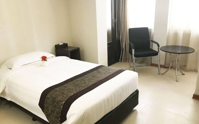 Hotel 51