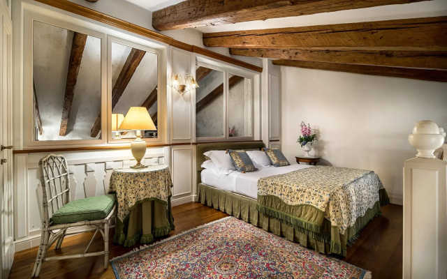 Villa Franceschi Hotel & Resort