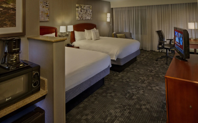Courtyard by Marriott Providence Warwick