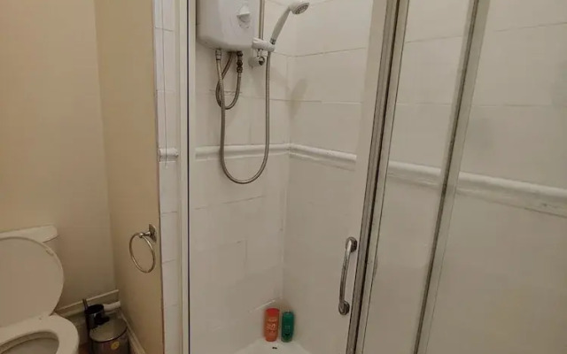 Newhall Street Apartment