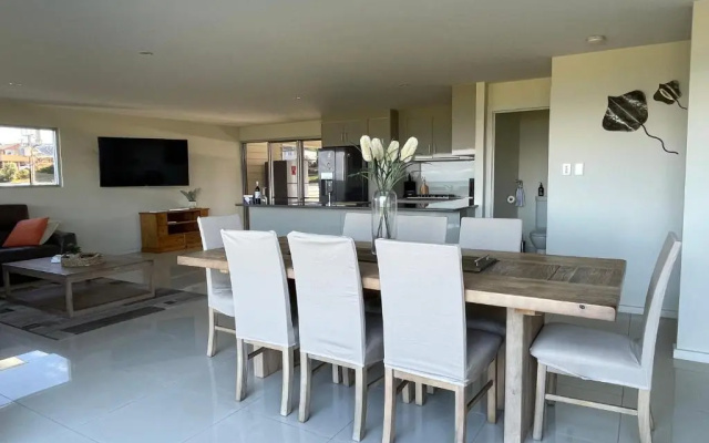 Seachange House