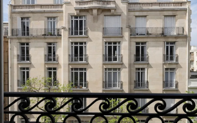 Paris Palais des Congrès residence