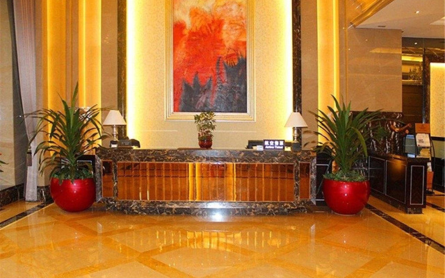 Yifeng Harbour Hotel
