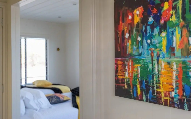 Flemington Lake View Bed  Breakfast