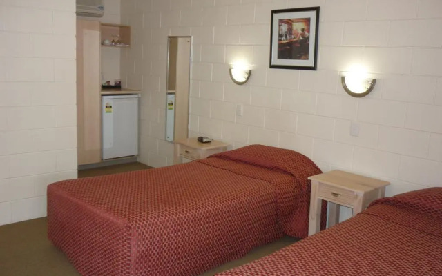 Nambour Lodge Motel
