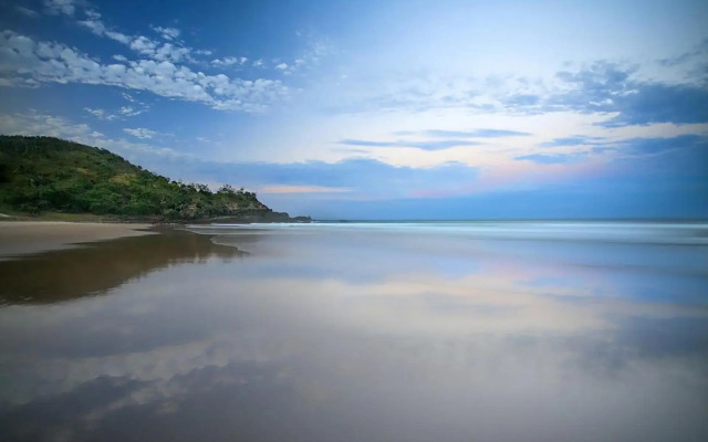 Seaview Tce Spectacular Home with Stunning Ocean and Headland Views