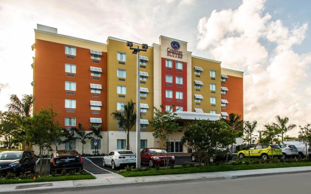 Comfort Suites Fort Lauderdale Airport South & Cruise Port in Dania Beach, United States of America from 154$, photos, reviews - zenhotels.com hotel front
