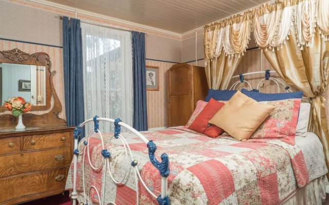 Julian Gold Rush Hotel
