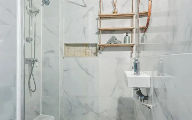 Stylish 1BR - Walkable to Opera & Louvre