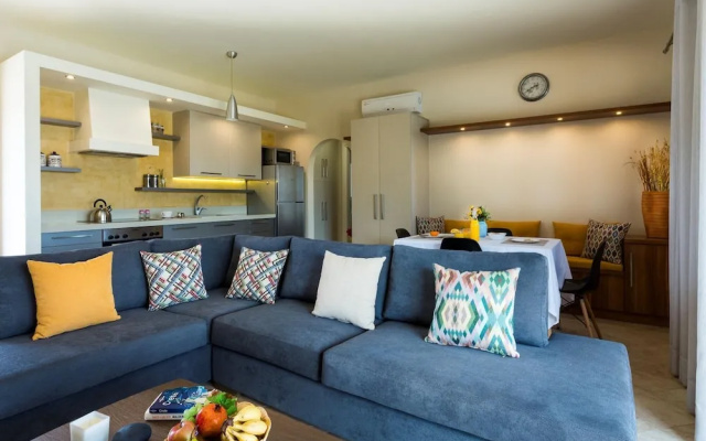 Muses Beach Villas - Thalia
