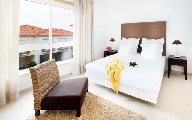 The Village Praia d'El Rey Golf & Beach Resort