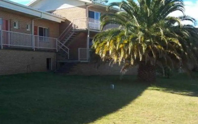 Econo Lodge Bayview