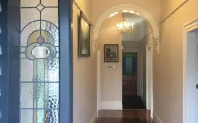 City Centre Superior Villa 3 large Double bedrooms