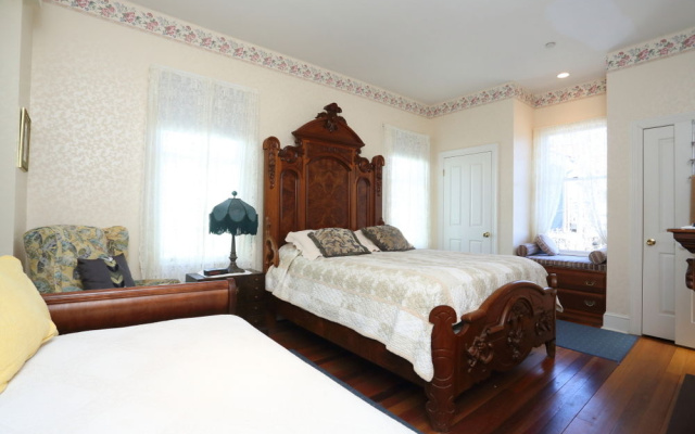 Beauclaires Bed & Breakfast Inn