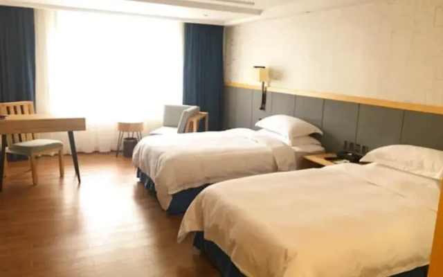 Guangzhou Xinheyuan Hotel