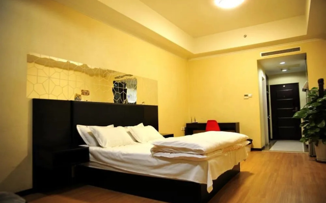 Yijia Holiday Guest House