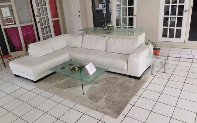 Cozy 1-Bdrm Studio in Rodney Bay with AC