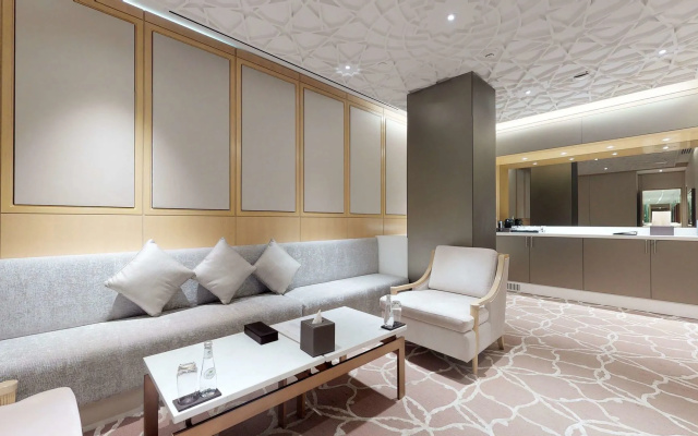 The Hotel Galleria Jeddah, Curio Collection by Hilton