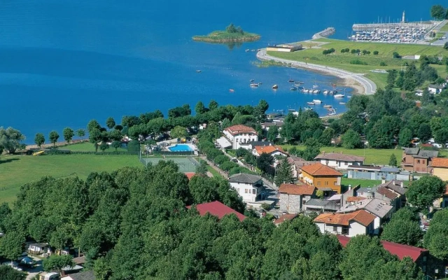 Au Lac de Como Campground