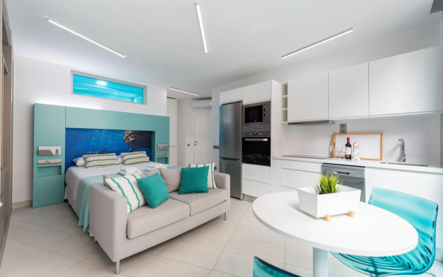 Edison Building 404 By CanariasGetaway