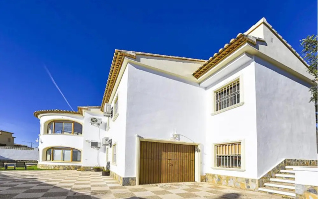 Villa in Calpe - 104270 by MO Rentals