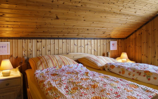 Awesome Home in Extertal With 3 Bedrooms and Wifi