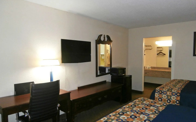 Newnan Lodge