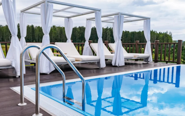 Pine Creek Resort (Пайн Грик Резорт)