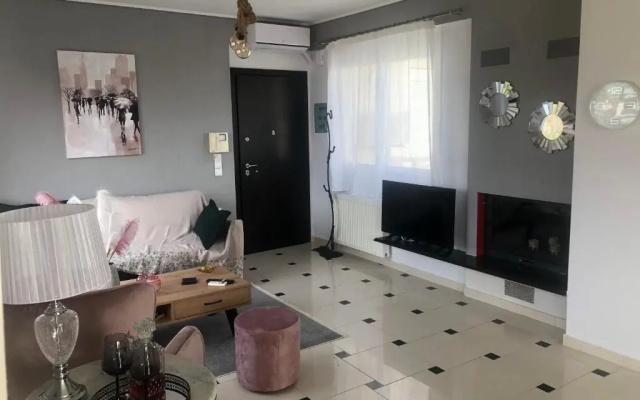 Kritis Apartment