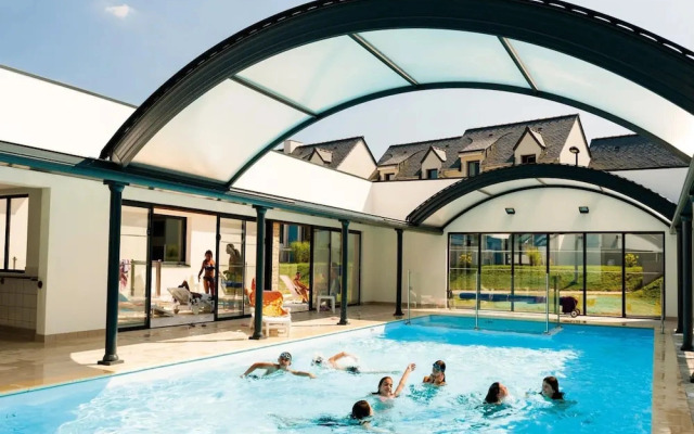 Morbihan Golf Apartment for 4