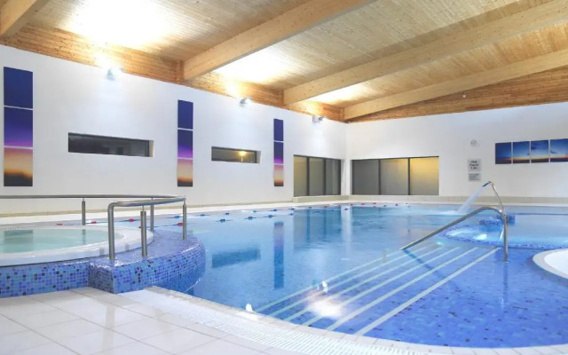 The Manor West Hotel & Leisure Club