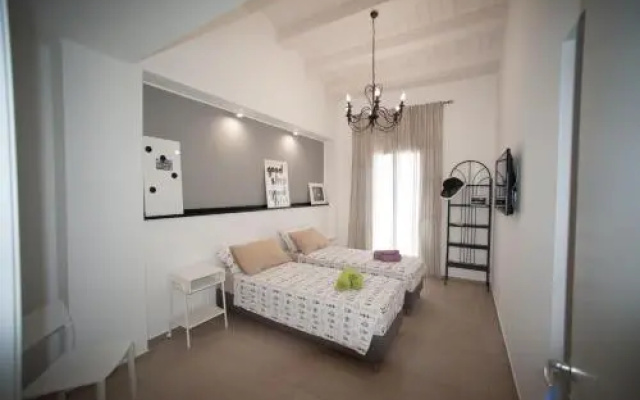 Karat House