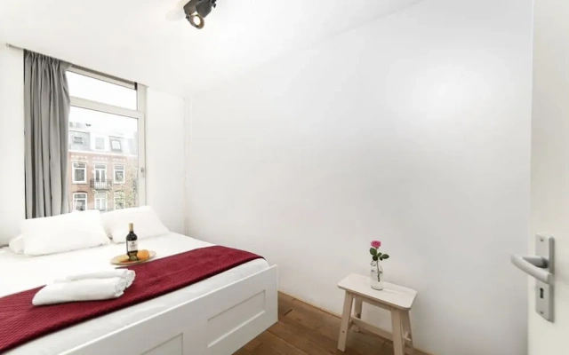 Zeeburg Flower Apartment
