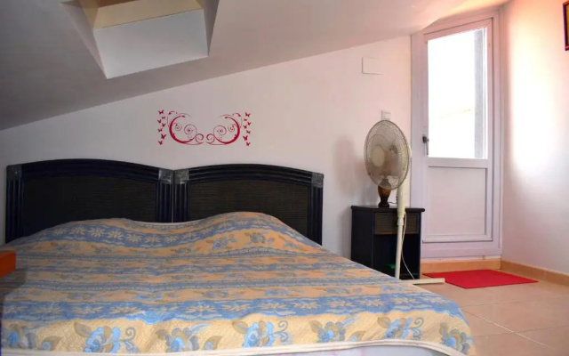 Apartamento Con Terraza Vistas Canal Ref 238