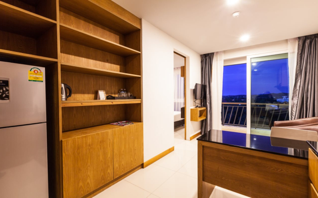 Grand Nai Harn Suites