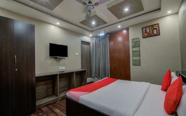 OYO 2656 Hotel Sunstar