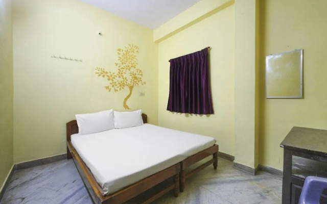 Spot on 47256 Rajbhavan