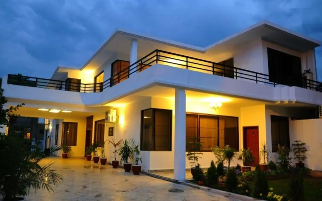 bella cottage guest house