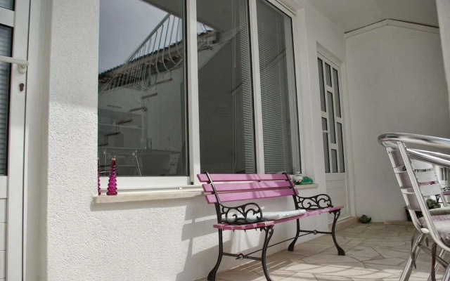 Apartments Alenka Makarska