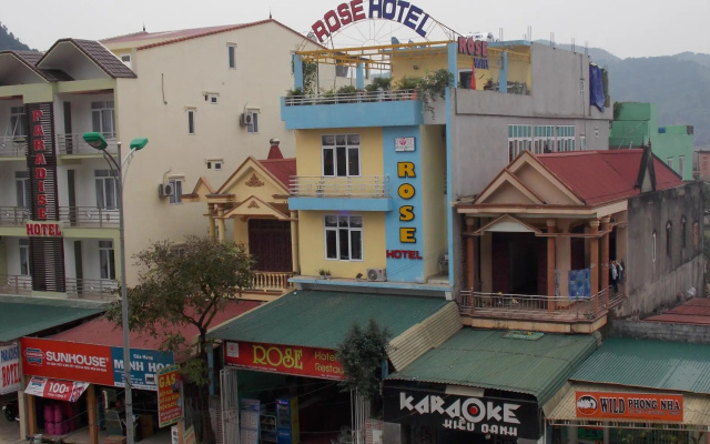 Rose Hotel