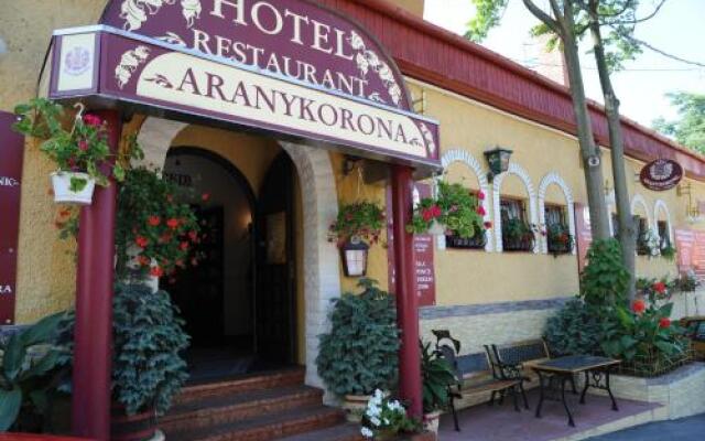Отель Aranykorona Hotel Венгрия, Силвашварад - отзывы, цены и фото номеров - забронировать отель Aranykorona Hotel онлайн вид на фасад