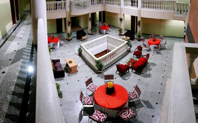 Hotel Mangal Regency