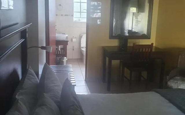 Mzingeli Guesthouse
